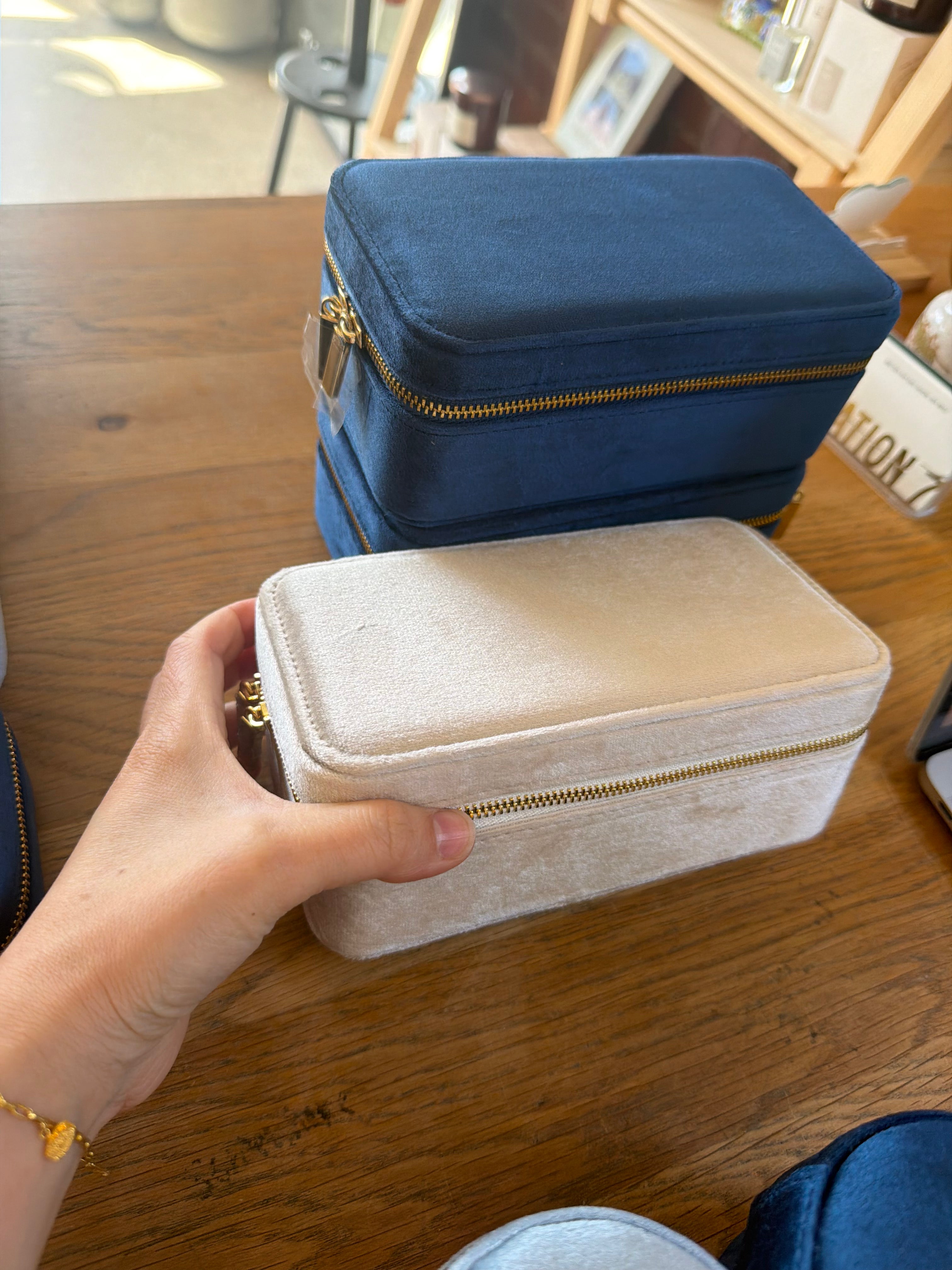 Rectangle Travel Jewelry Case, Extra Large