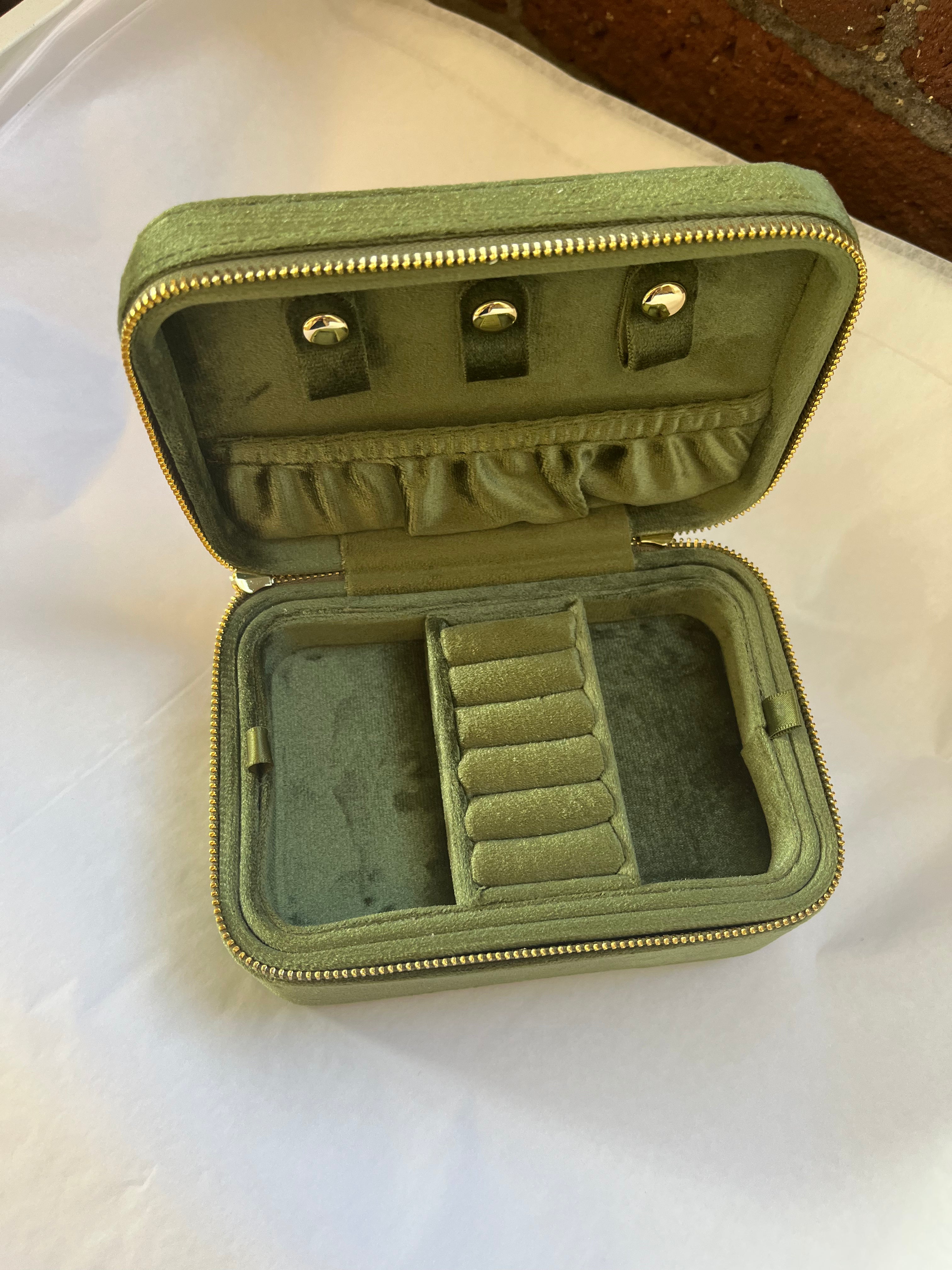 Rectangle Travel Jewelry Case, Large