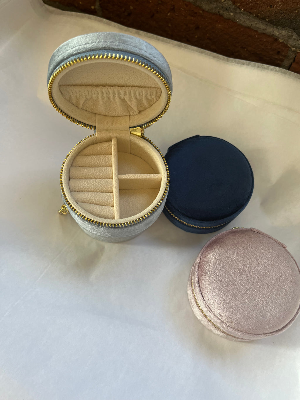 Round Travel Jewelry Case