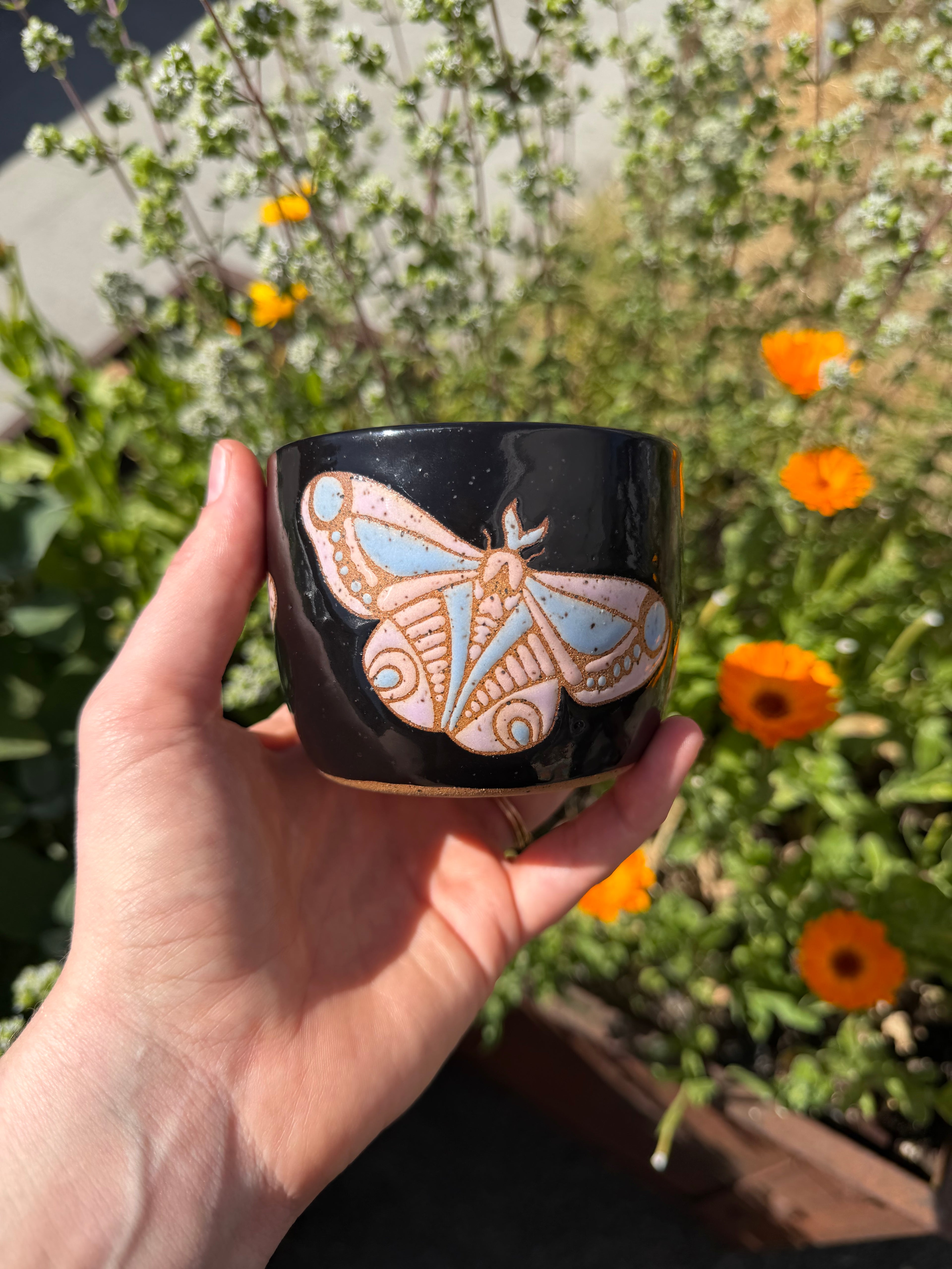 Moth Cup in Black