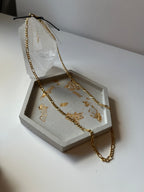 The Lilly Necklace