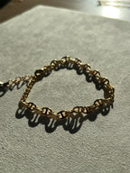 Figure 8 Bracelet