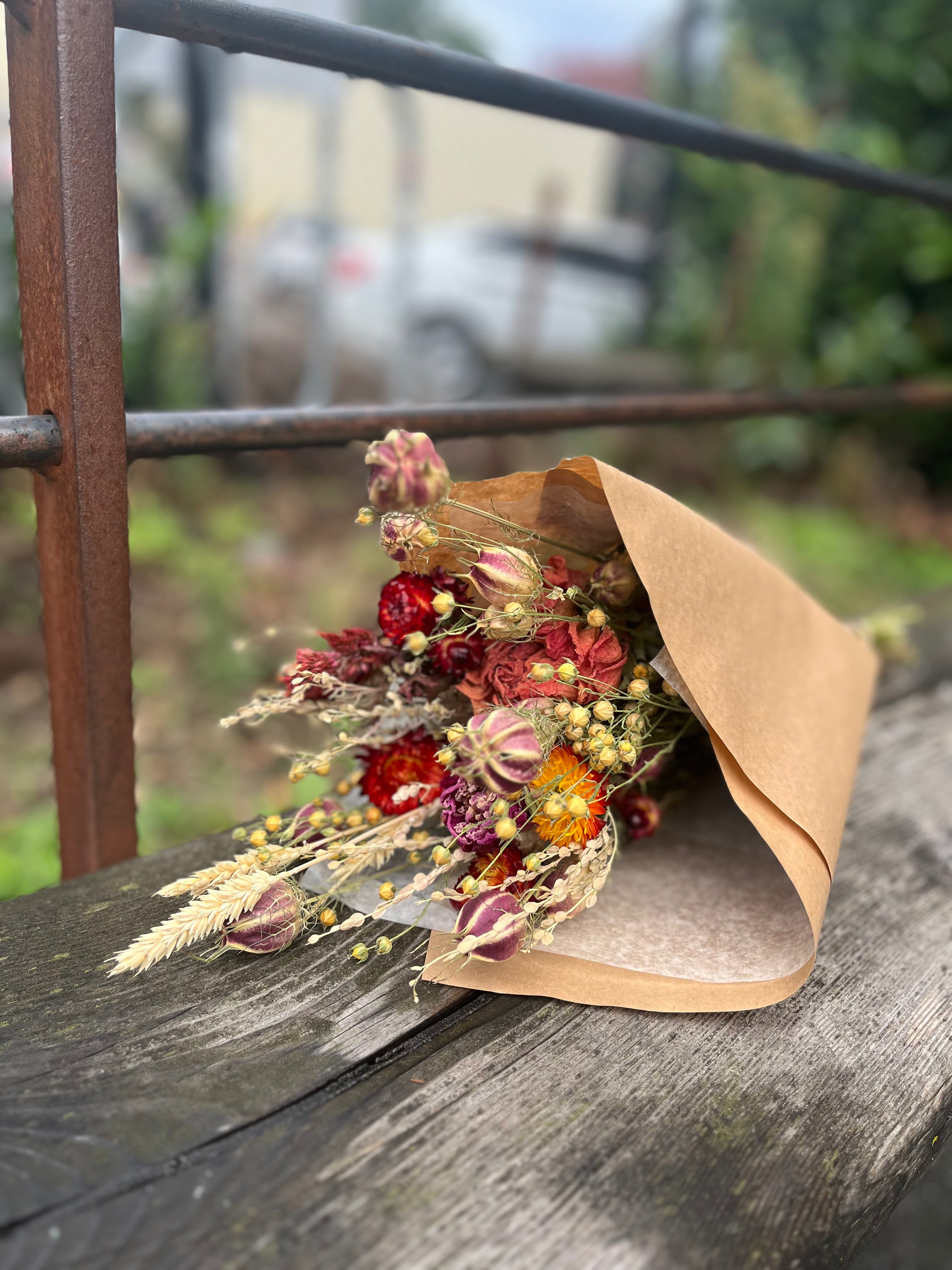 Premade Dried Floral Bouquets