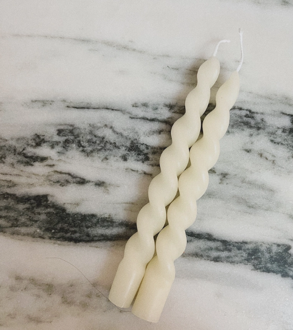 Spiral Taper Candle