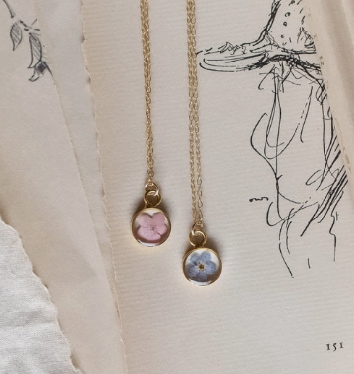 Round Forget Me Not Necklace