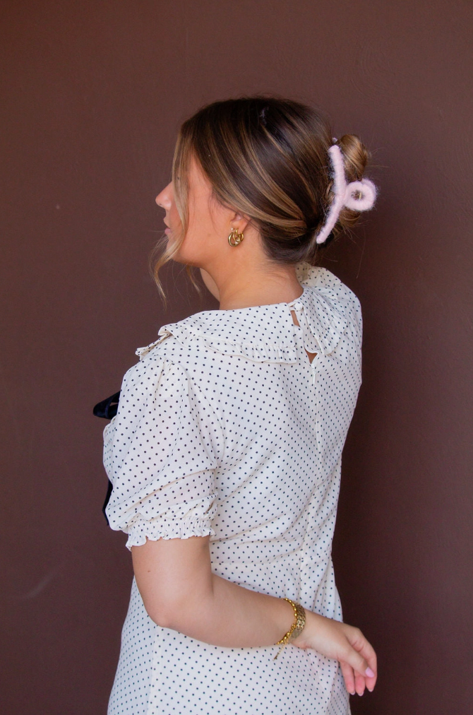 Bubblegum Pink Knit Claw Clip