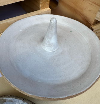 White Ring Tower Dish