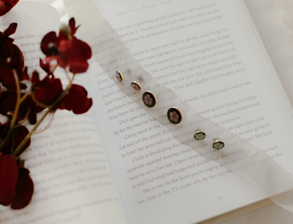 Pressed Beige Flower Earrings, Small