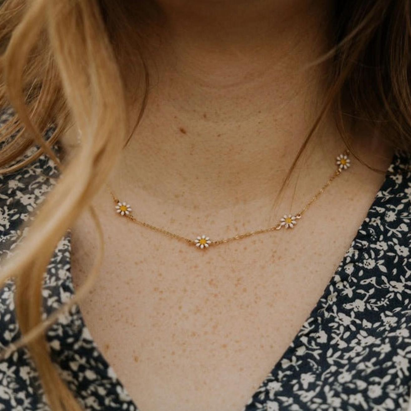 Carolina Daisy Necklace