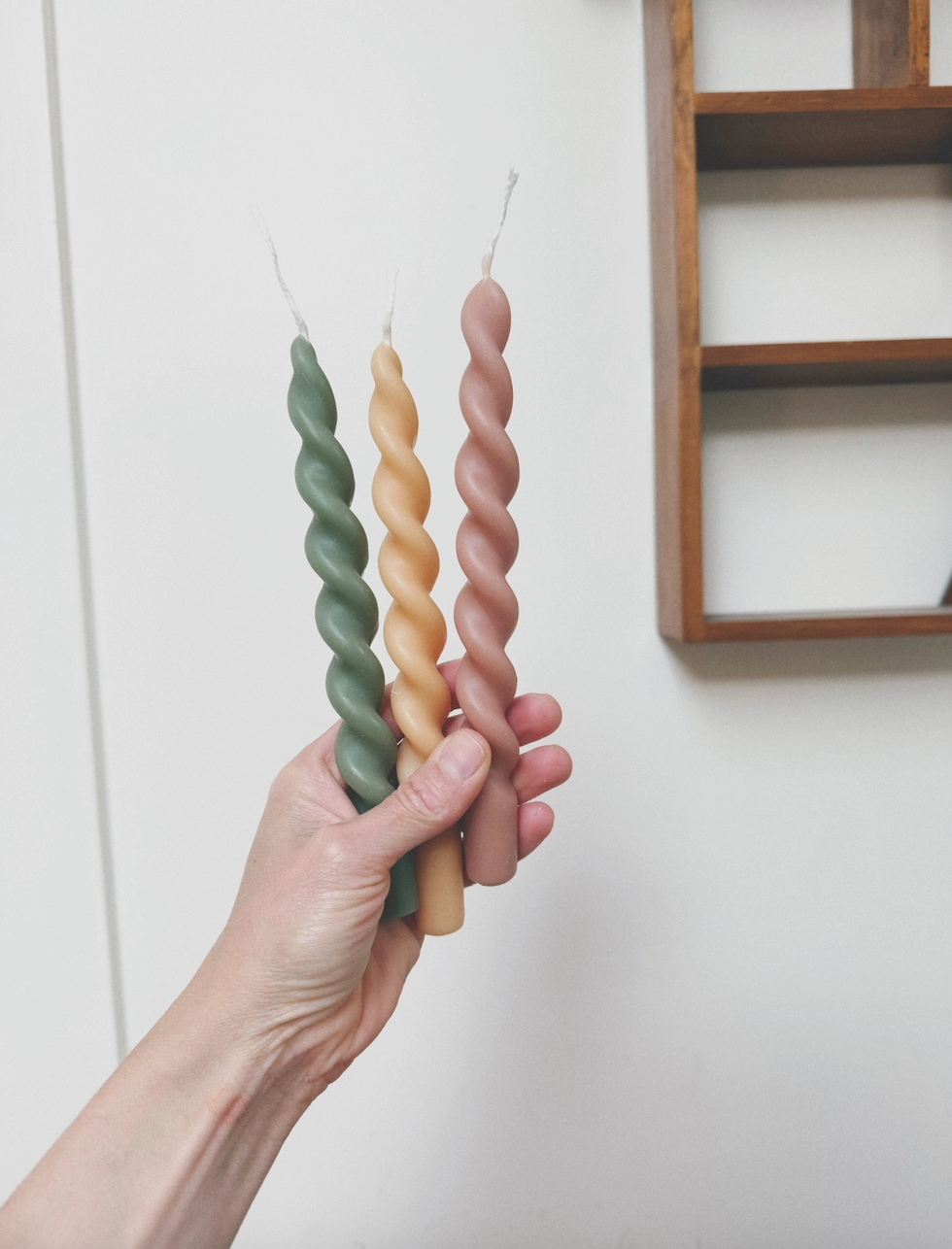 Spiral Taper Candle No.2