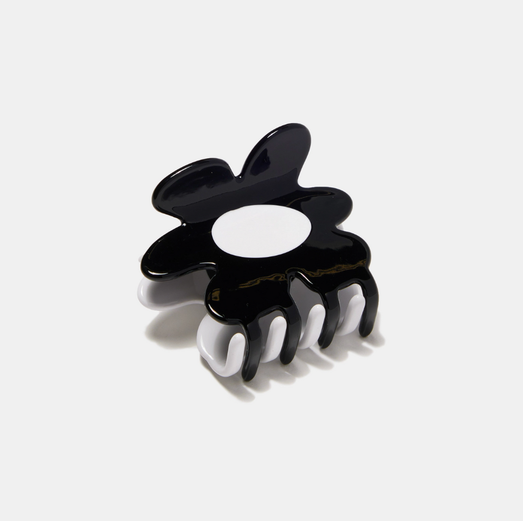 Flower Claw in Black + White