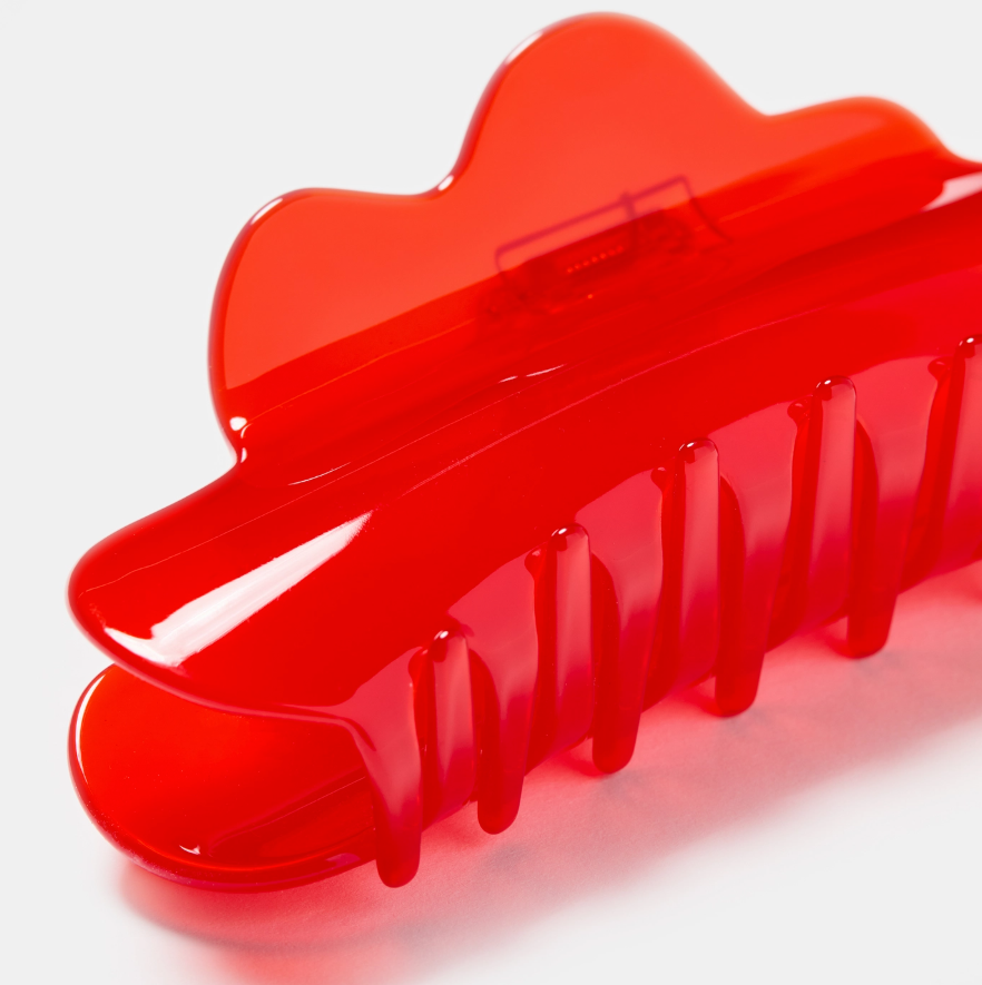 Nimbus Claw in Candy Red