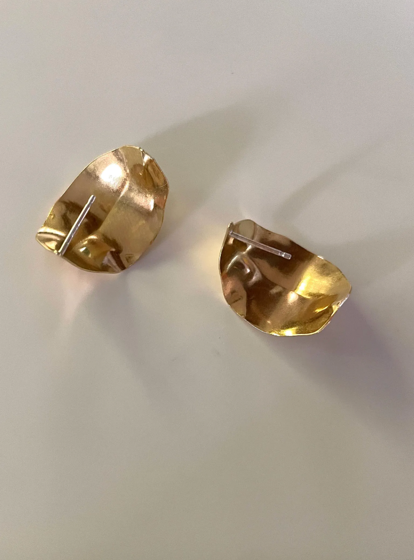 Lisbet Leaf Huggie Hoop Earrings