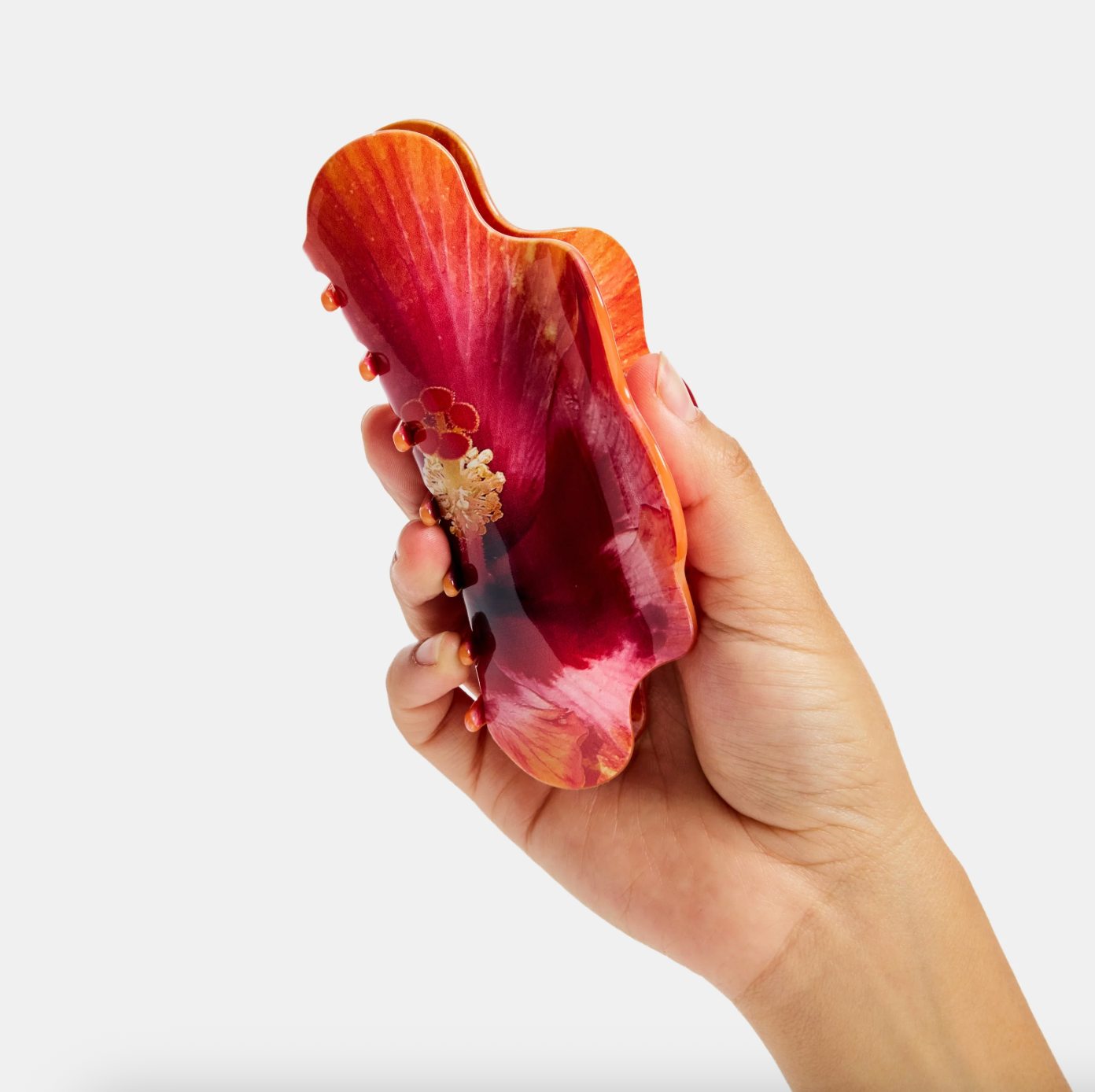 Nimbus Claw in Hibiscus