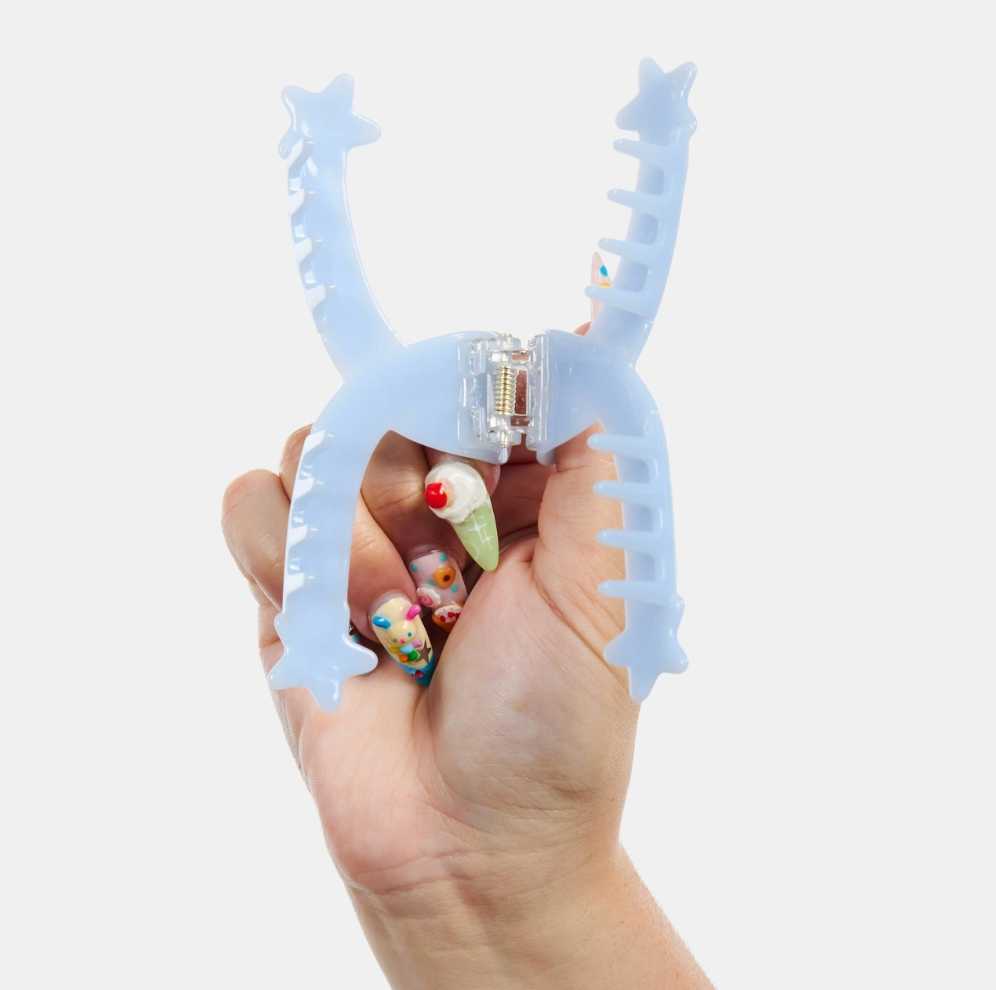 Single Star Loop Claw in Baby Blue