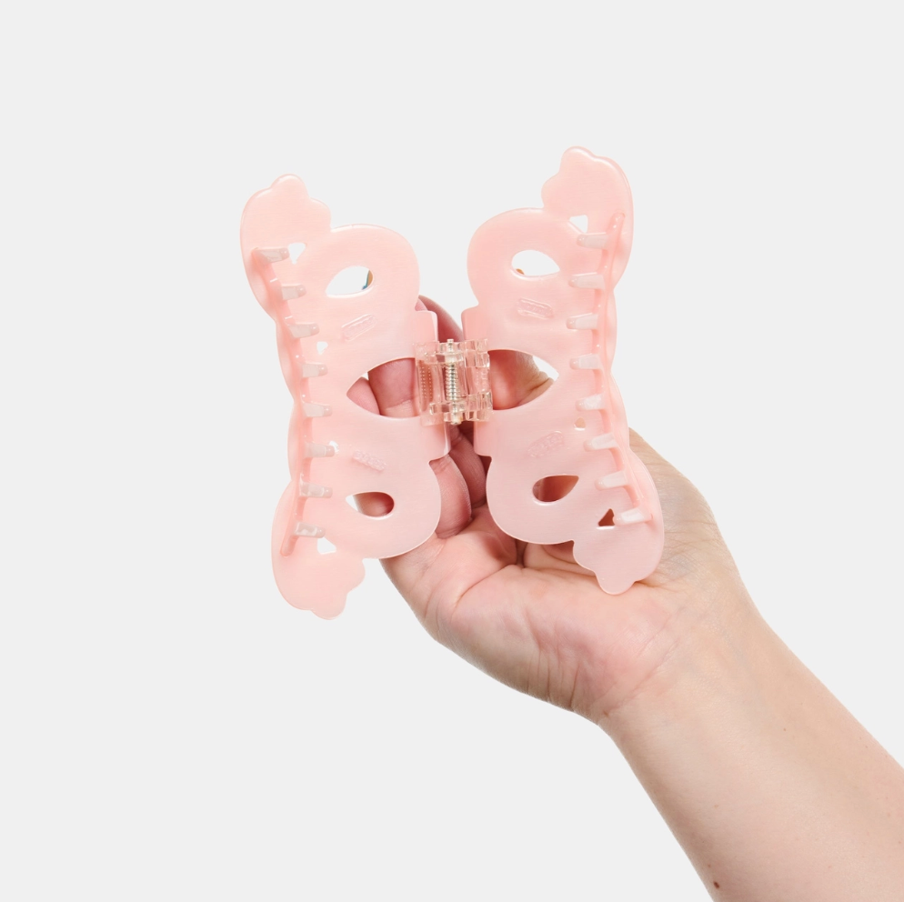 Heart Loop Claw in Pink