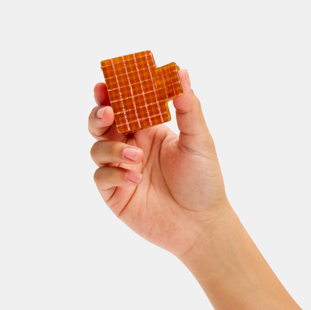 Midi Box Claw in Caramel Plaid