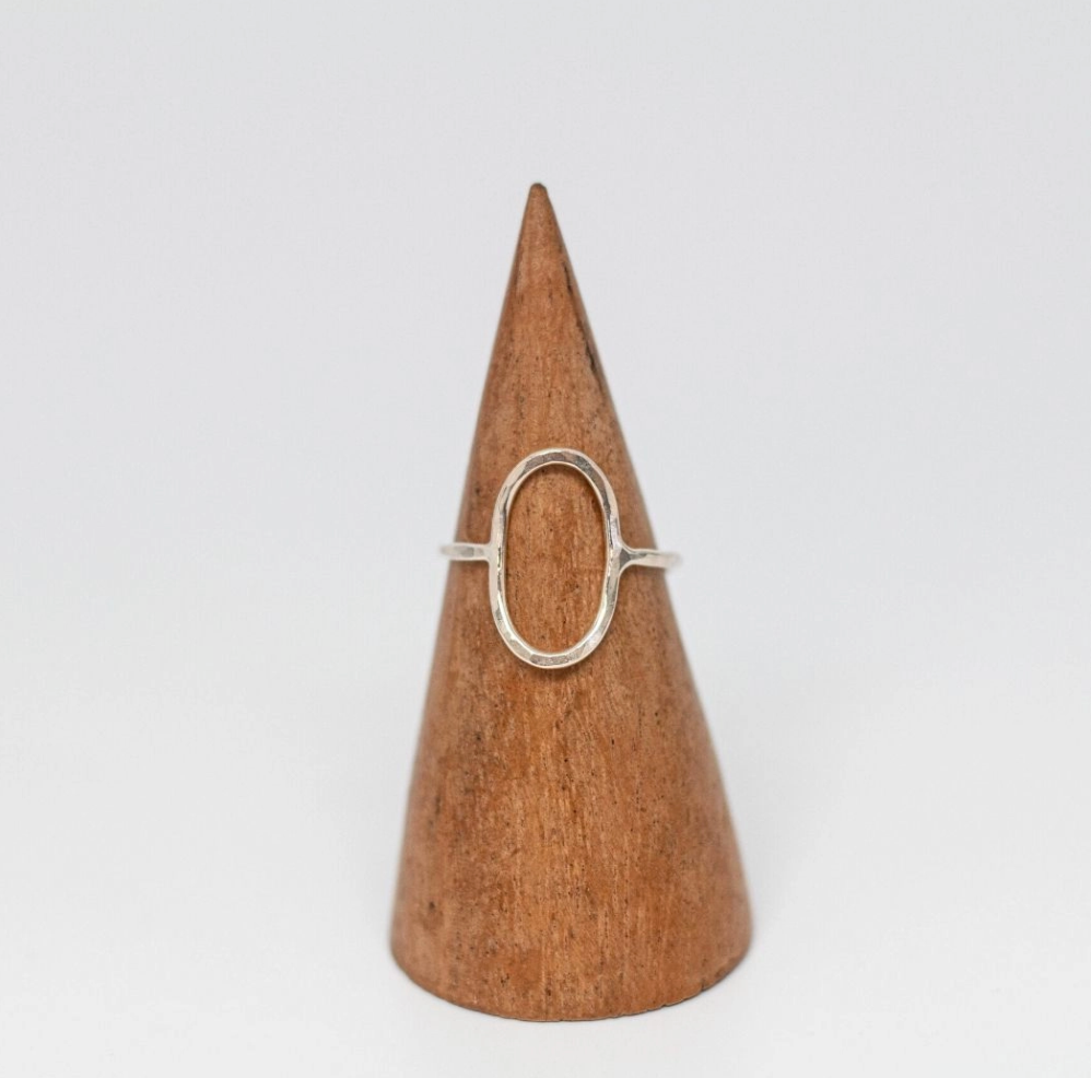 Open Oval Ring