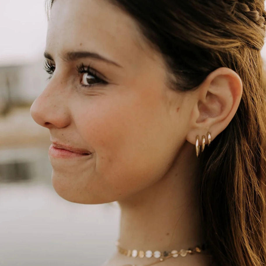 Olivia Essential Hoops