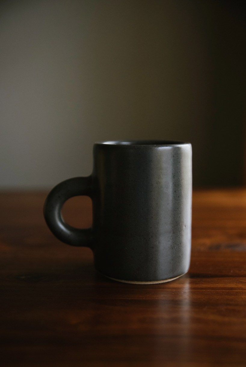 June Mug in Black