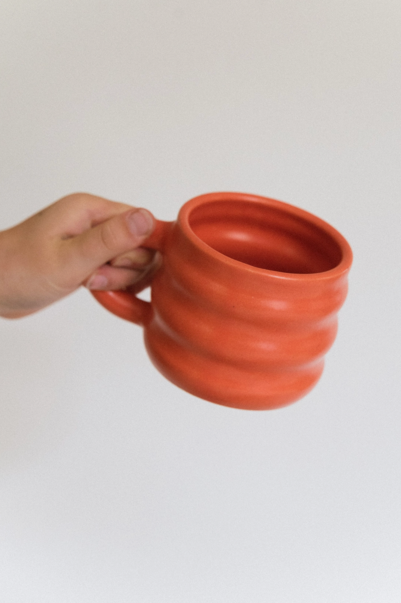 Wobble Mug in Coral