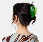 Suki Claw in Green Ruffle