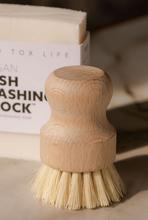 Casa Agave Dishwashing & Vegetable Hand Brush