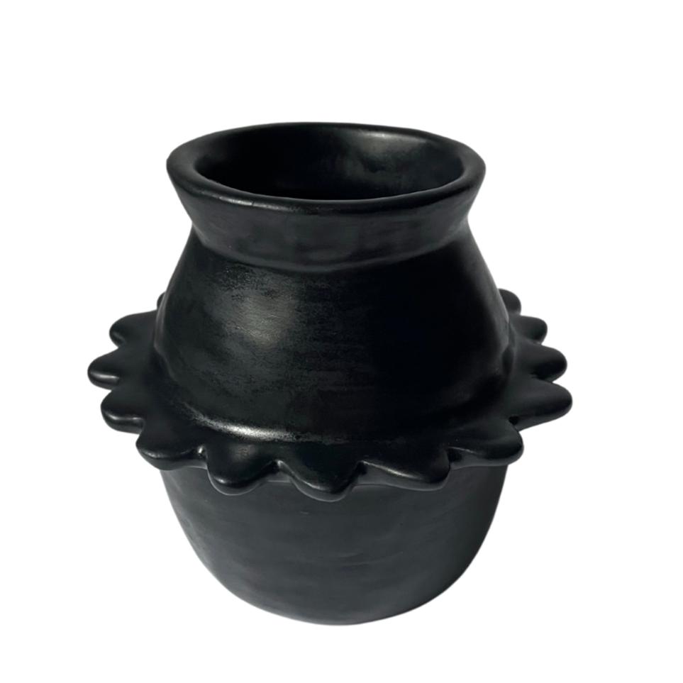 Black Scallop Vase